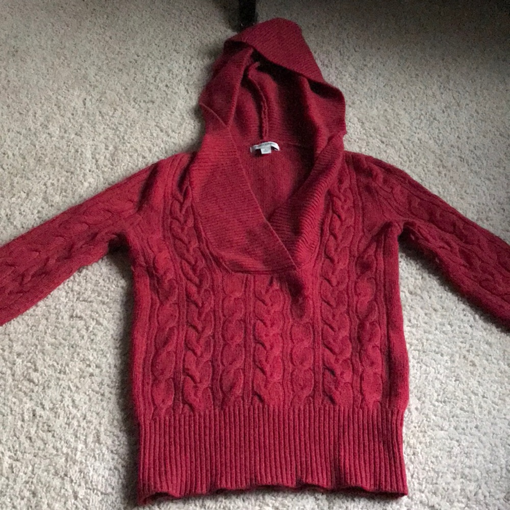 Hooded Banana Republic 3/4 sleeve sweater